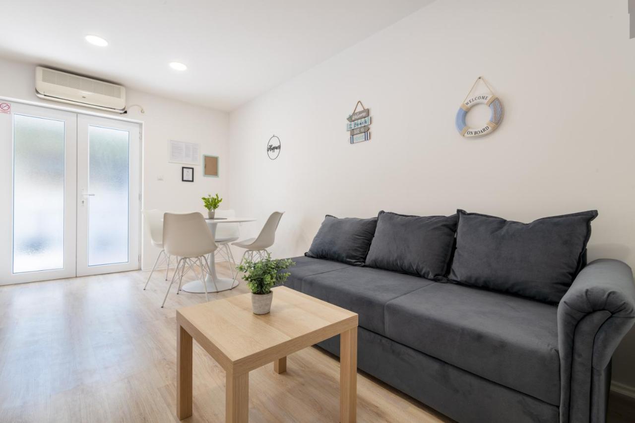 Apartments Malalu 内乌姆 外观 照片